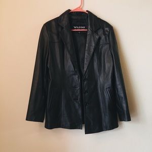 90’s leather jacket